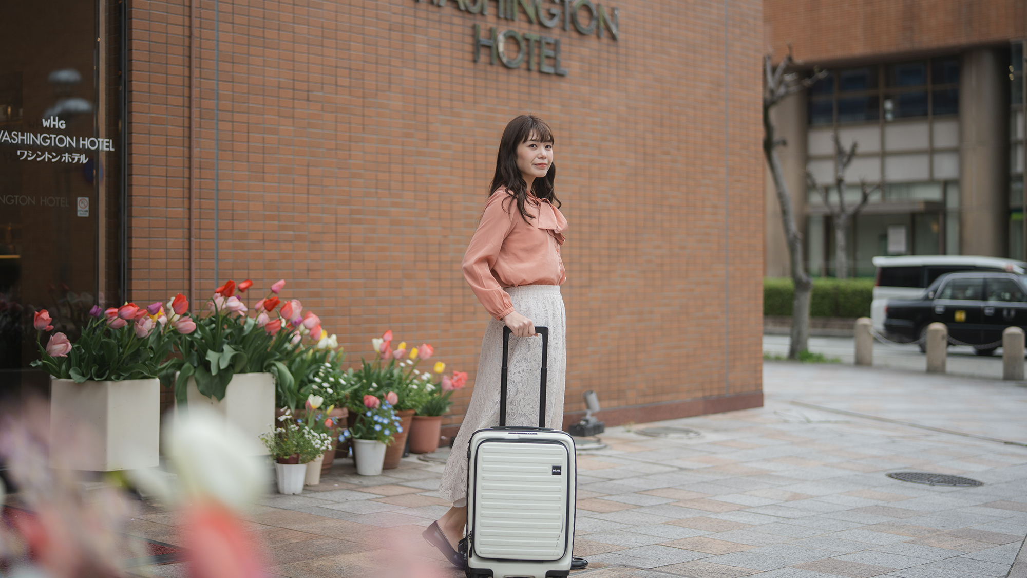 阪急・JR「宝塚駅」よりすぐ！ビジネス・観光・観劇にぴったりのアクセスです。