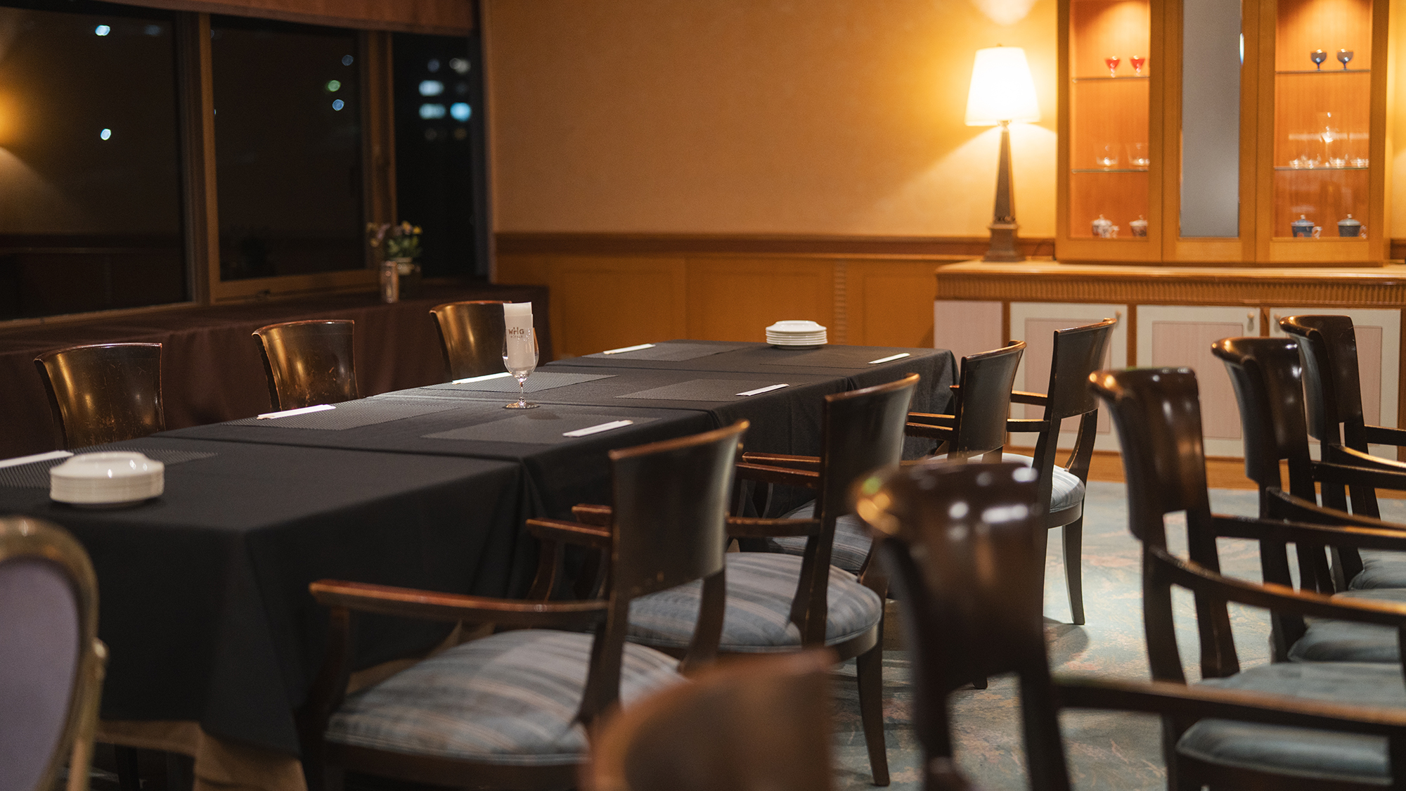 【レストラン＆BAR ガスライト】現在予約制にて営業しております。