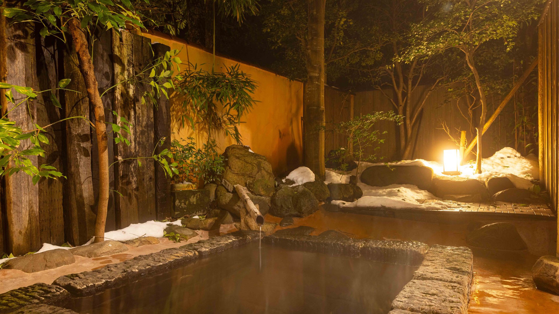 露天風呂付き客室 羽衣