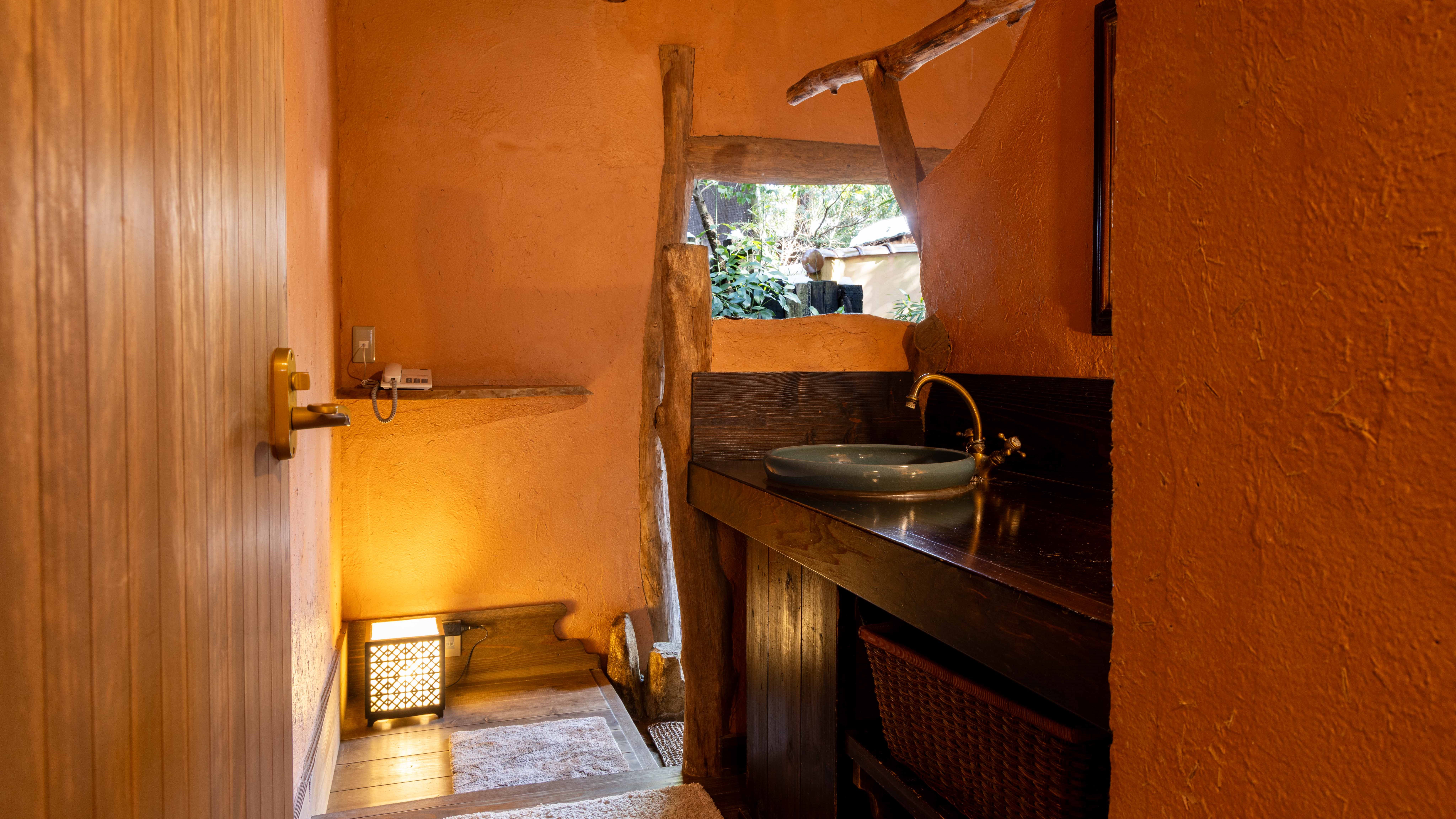 露天風呂付き客室　羽衣