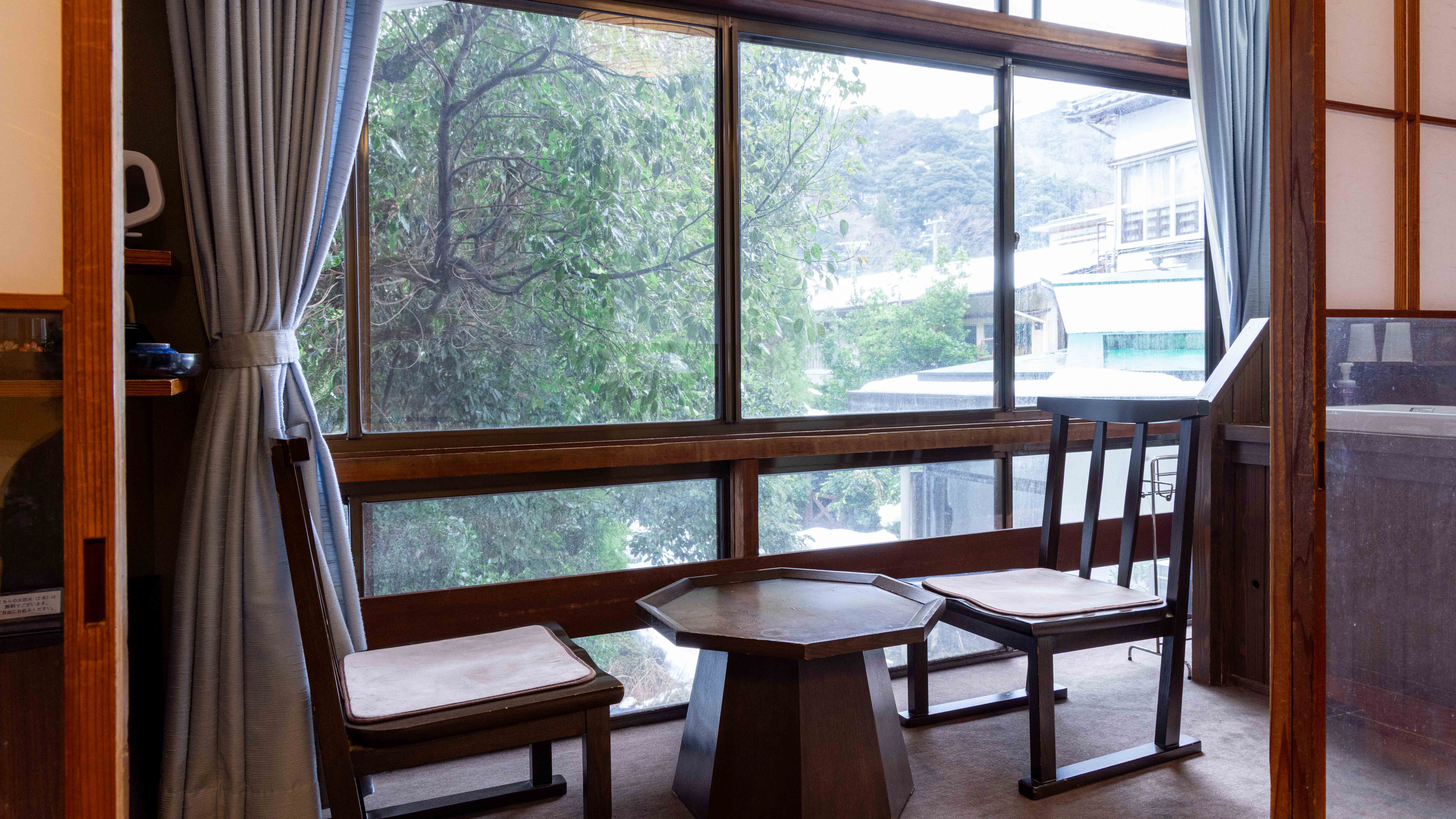 お部屋一例　和室ベッドタイプ　桐