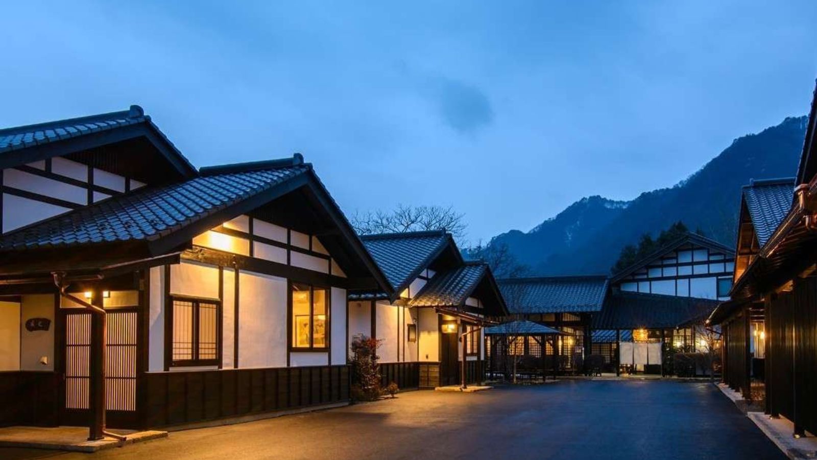 温泉付き客室　外観