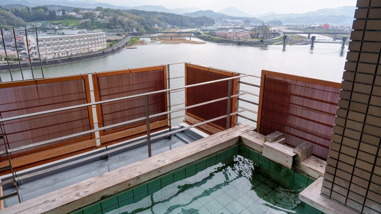 黒毛和牛しゃぶしゃぶ、日田名物鰻のせいろ蒸しなど『極上会席』プラン（2食付）