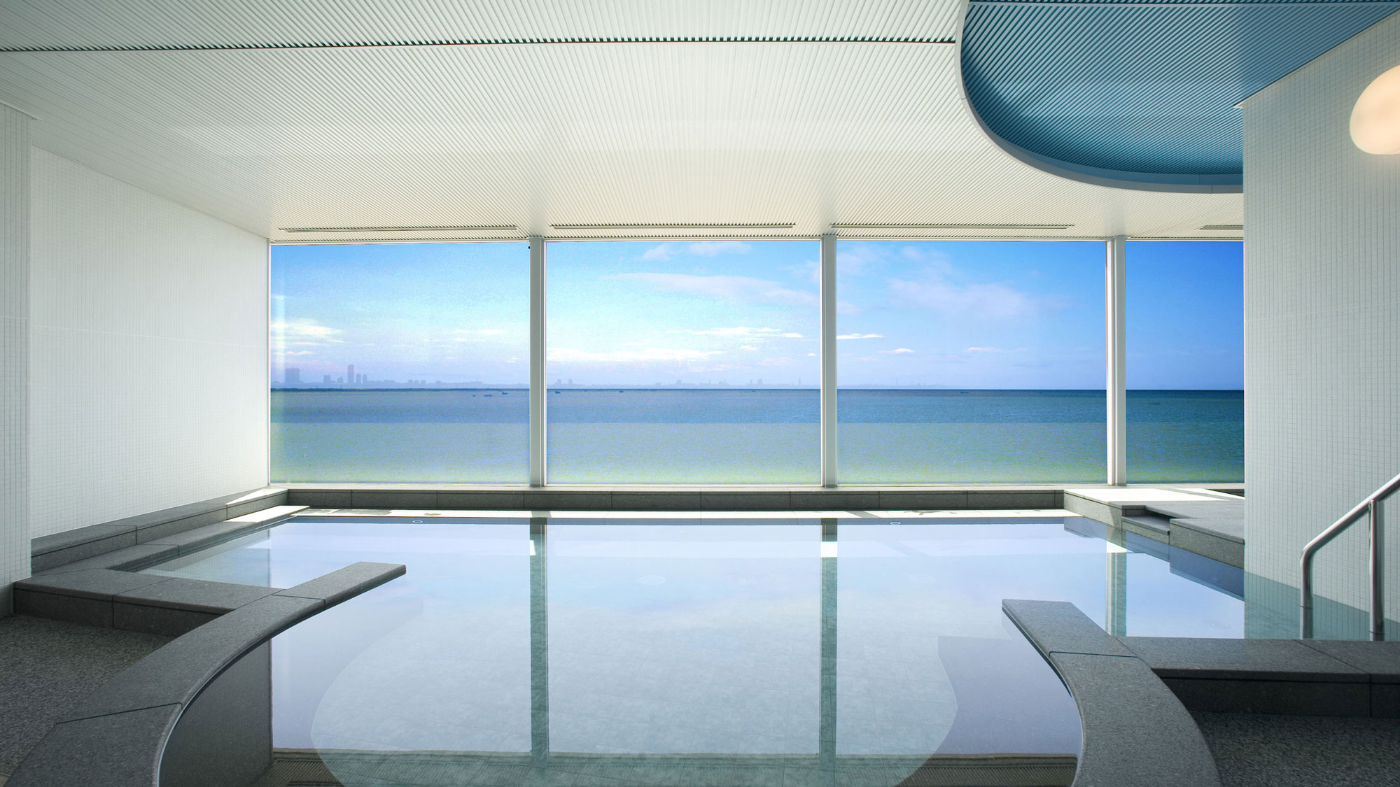 プラナ東京ベイの展望大浴場