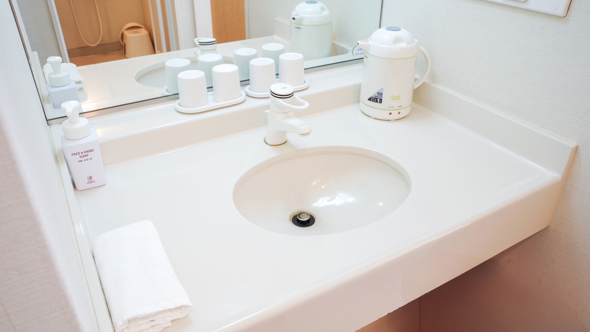 こまくさ館：洗面台