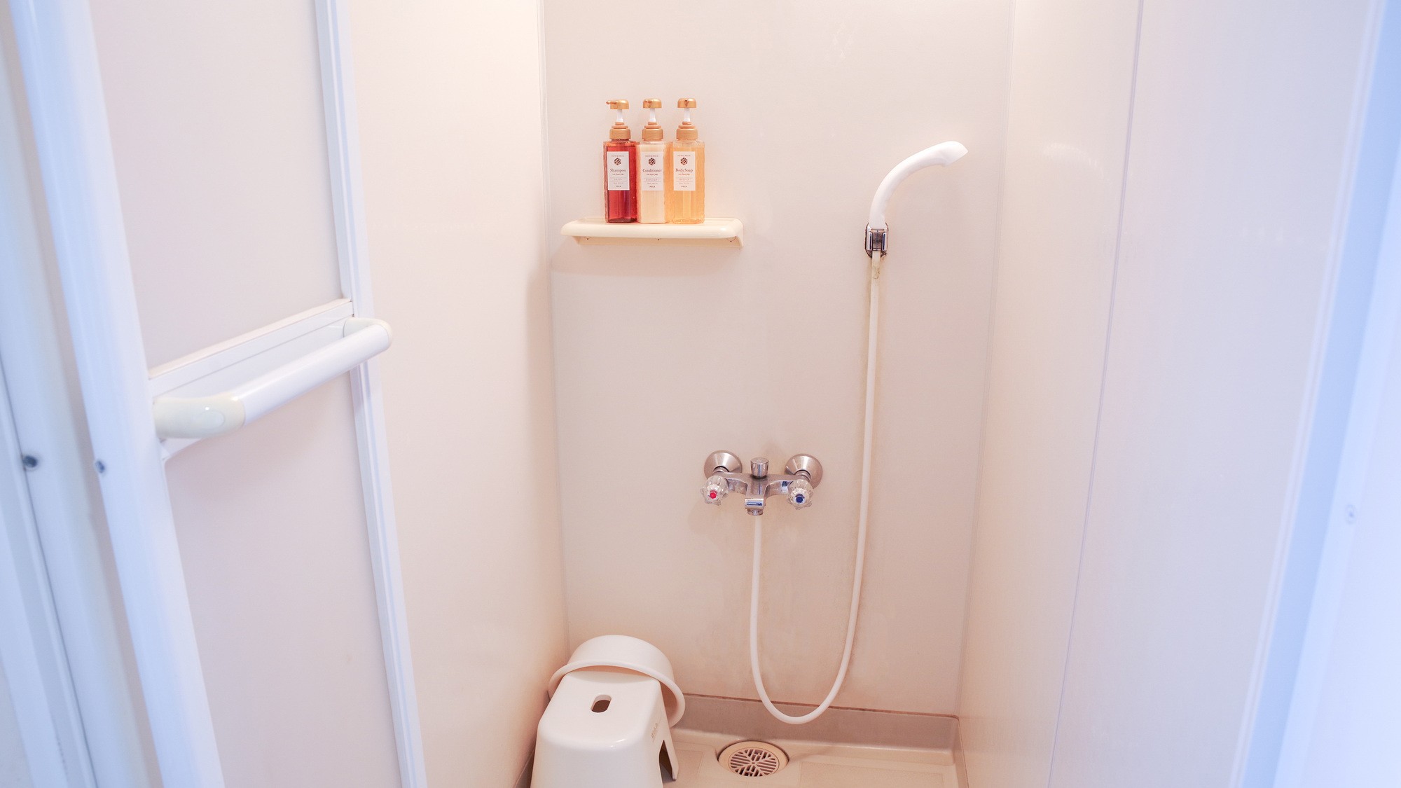 【こまくさ館】シャワールーム