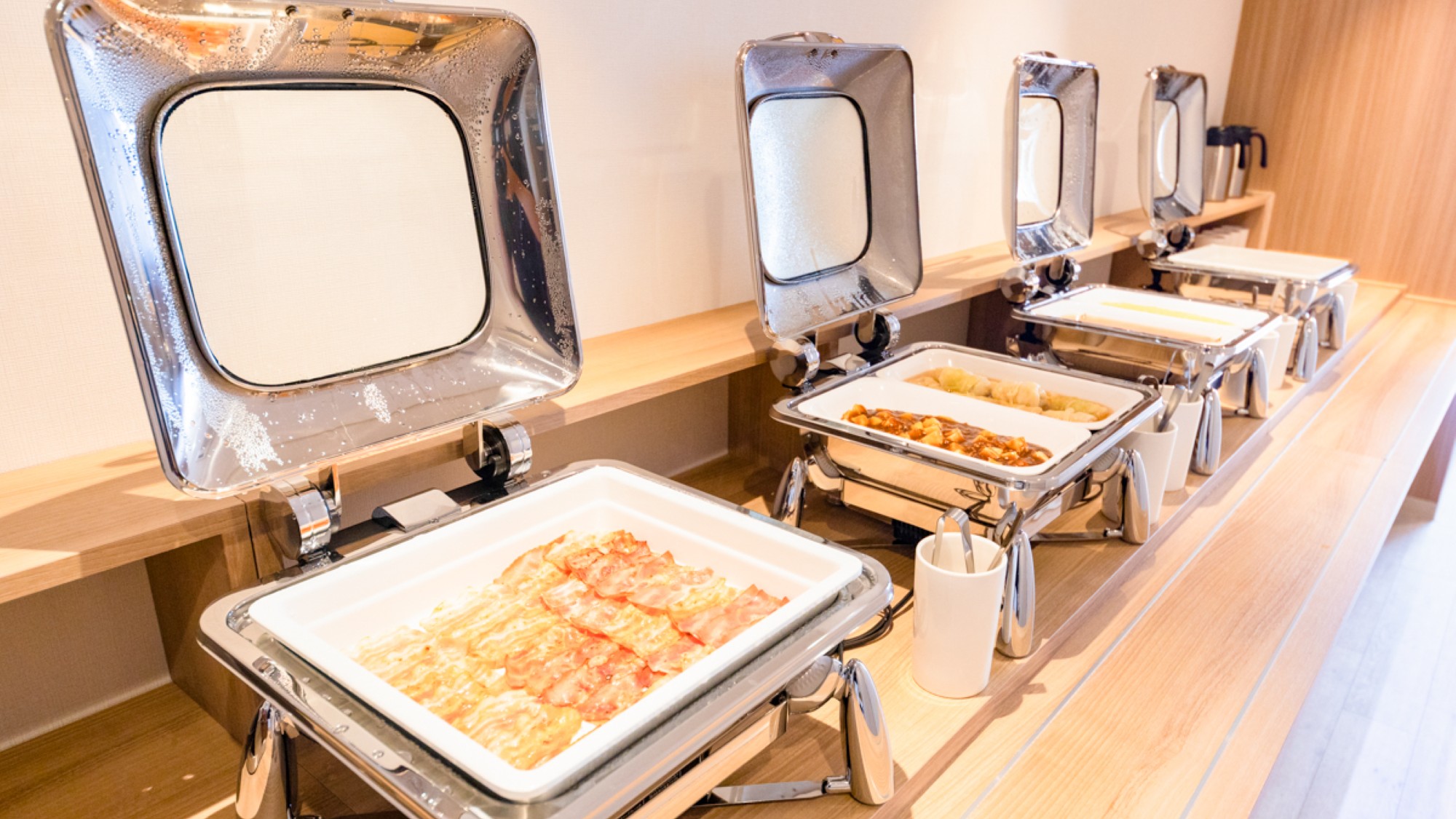 朝食ビュッフェ　※一例