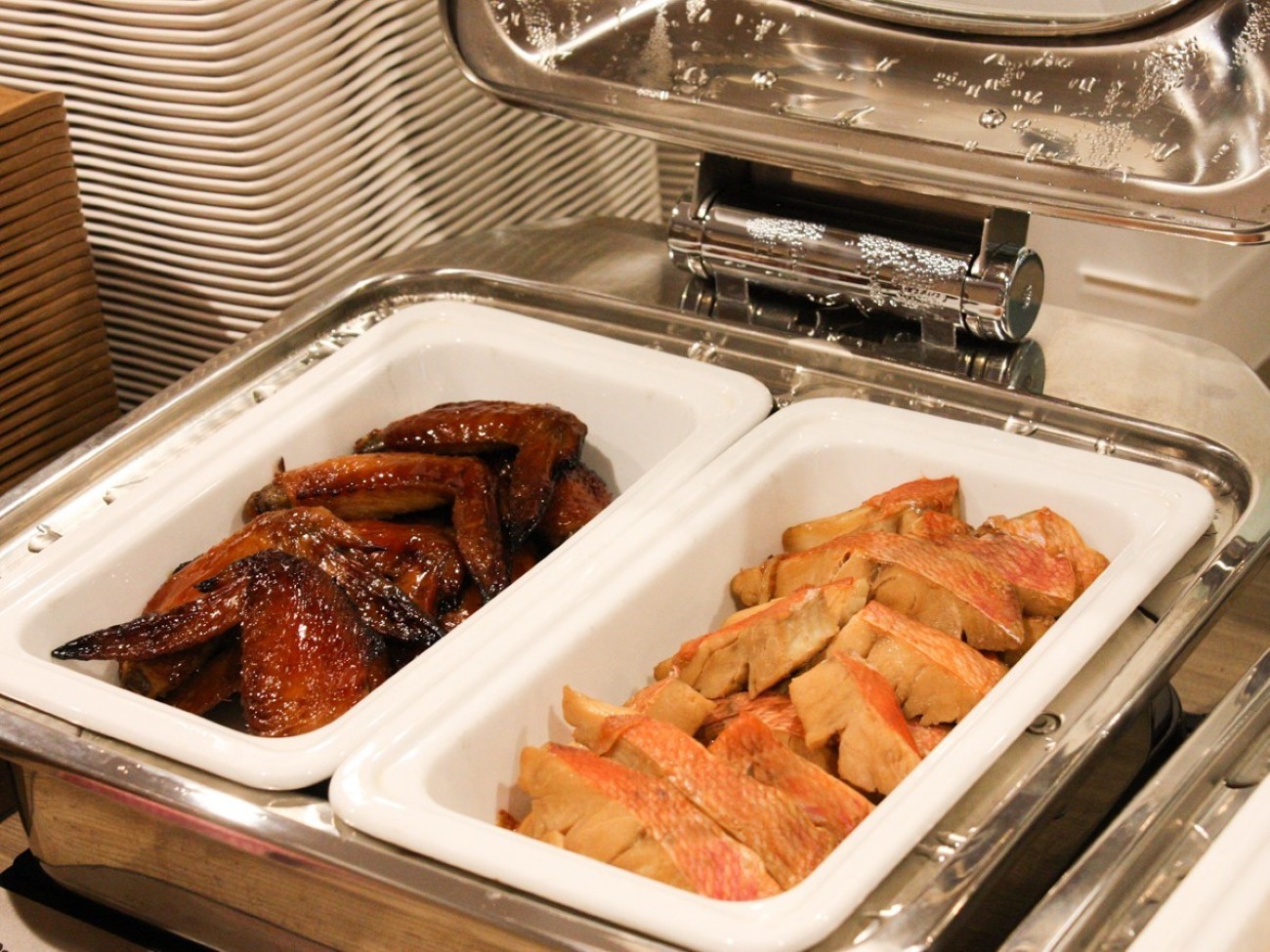 夕食ビュッフェ　※一例