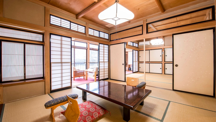 ・桜の荘：書院造の様式を取り入れた純和風のお部屋