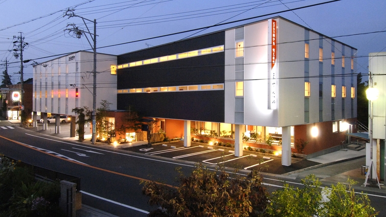 【朝食付】バイクのお客様限定♪ツーリングに気持ち良い季節☆屋根付駐輪場優遇！