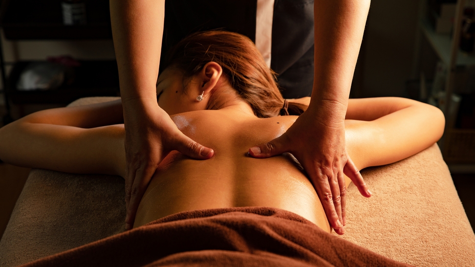 【平日限定・連泊優待】奥湯河原で過ごす二泊旅 × LA VILLA SPA 60分体験付（2泊4食）