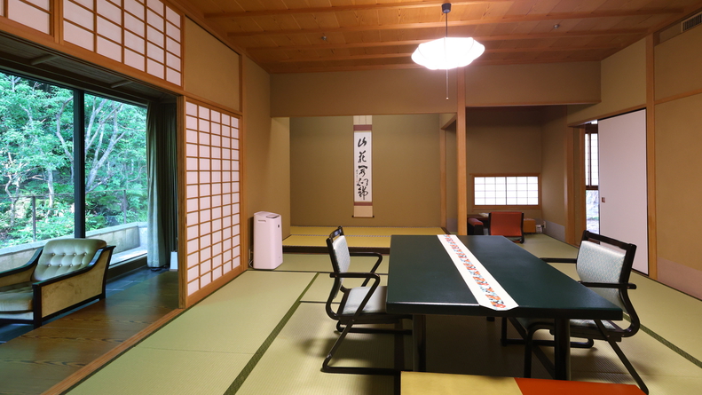【迎賓館】「光源氏」130平米　温泉内風呂付和洋室