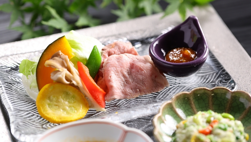 【30日前優待】海石榴伝統の会席料理を味わう／1泊2食付