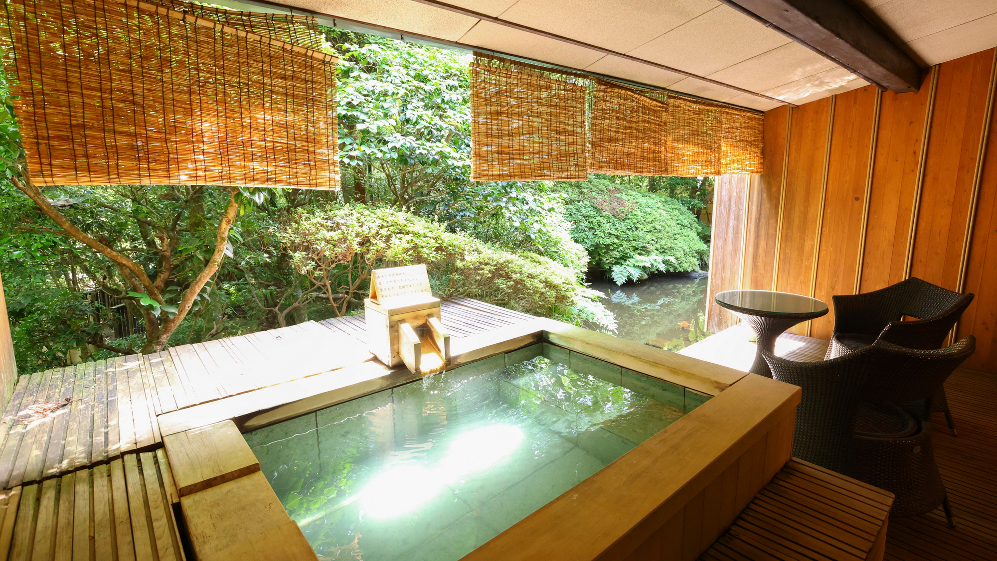 【本館】温泉露天風呂付和室50平米（檜風呂）