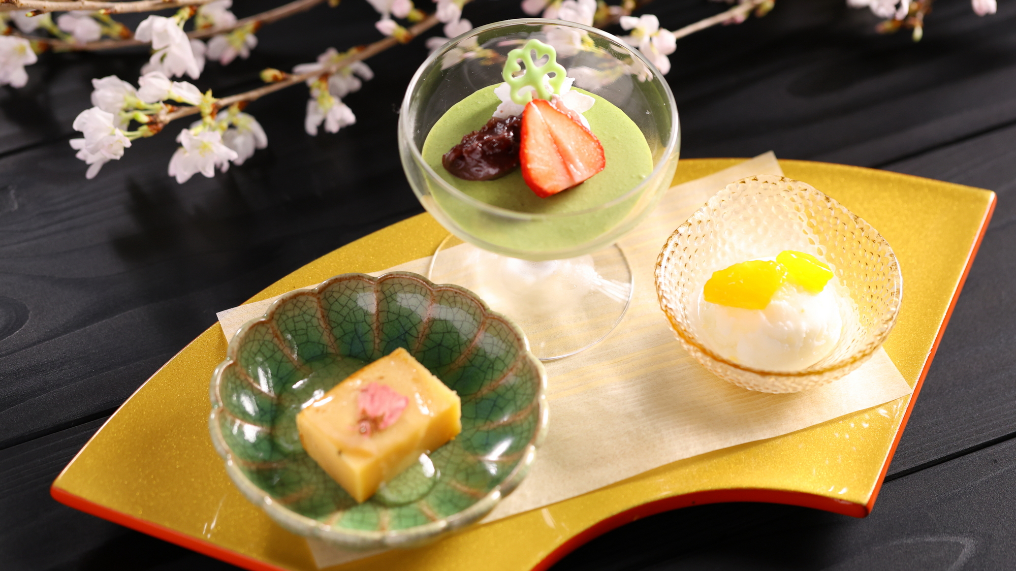 【2026春】デザート／デコポンと日向夏のシャーベット、抹茶のババロアなど