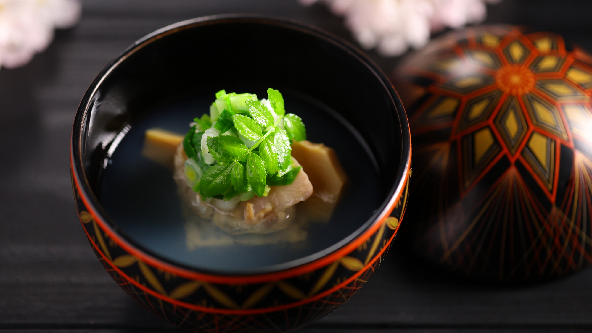 【2026春】椀物／潮仕立て～新若布真丈、蛤、筍、うるい、木の芽