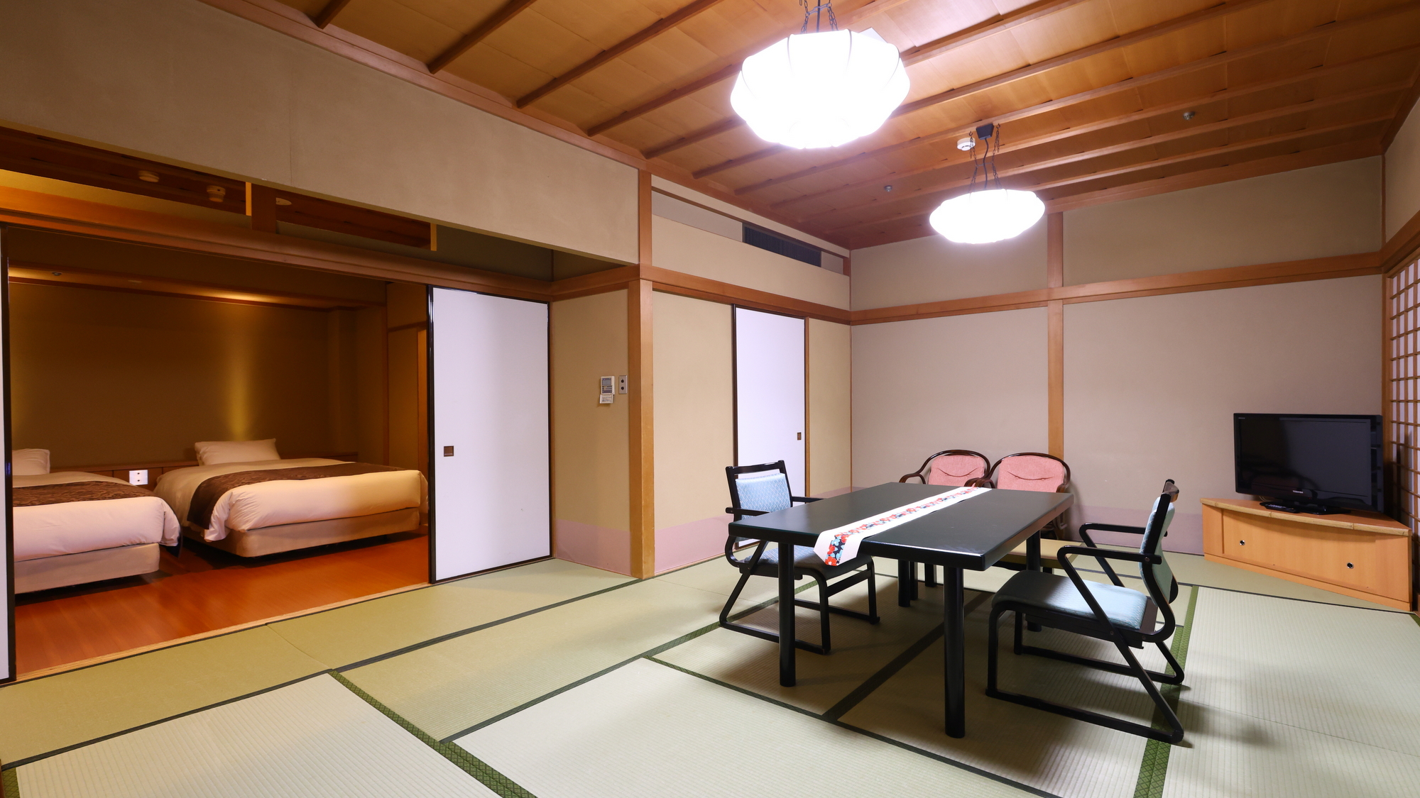 【本館】和洋室70平米（内風呂付）