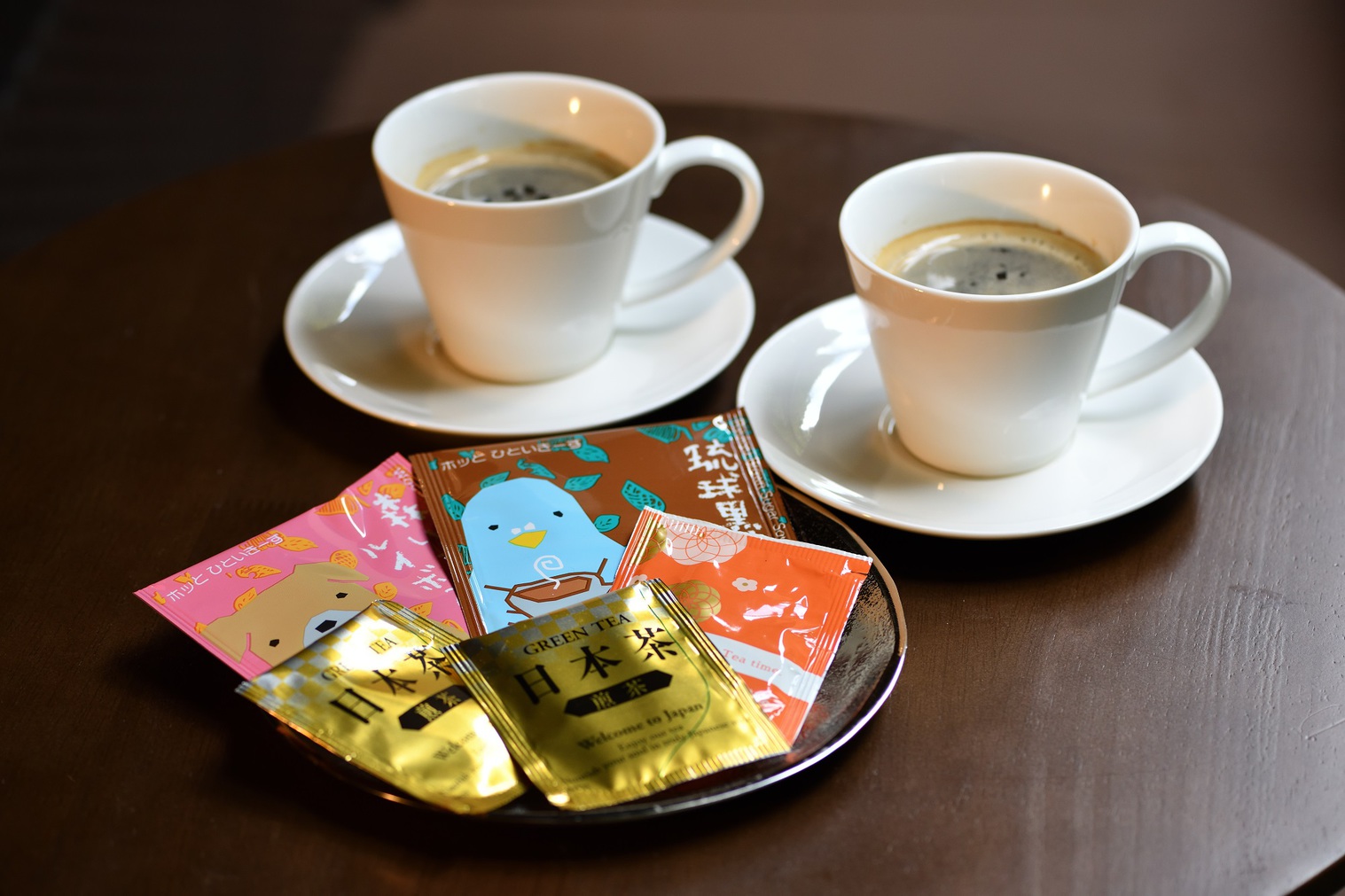 観月亭・セミスイートでは、コーヒー・紅茶をお部屋にご用意しております。