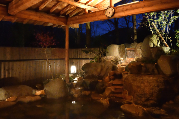■□庭園露天風呂「しらさぎの湯(女湯)」□■
