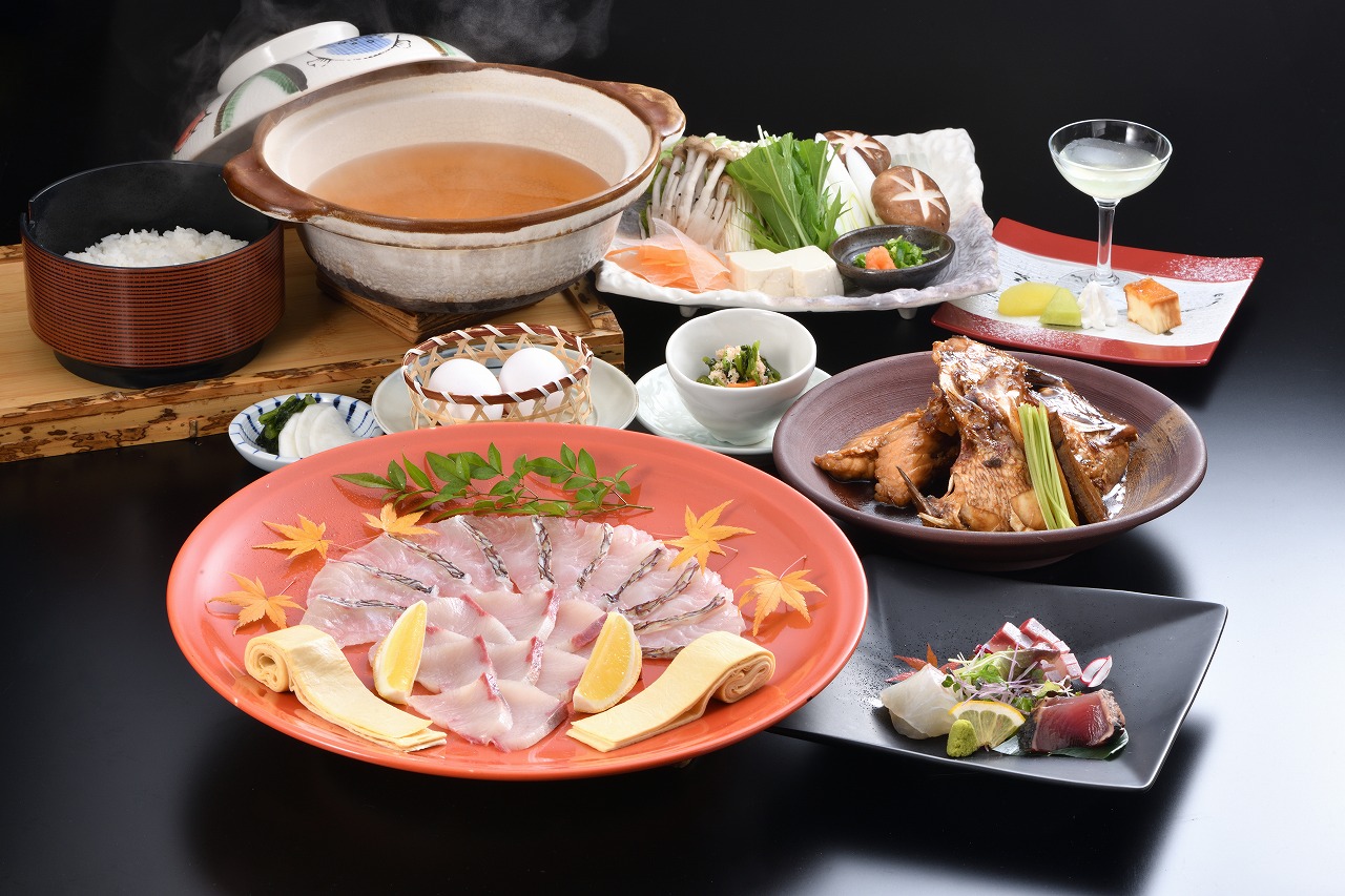 ■□桃鯛とブリヒラしゃぶしゃぶ×奈義和牛の鉄板焼き□■