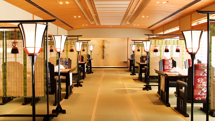 【美味礼賛】加賀山海の幸、贅を極めた加賀会席「吉祥爛漫会席」秋冬（料亭 千尋）×展望風呂付き特別客室