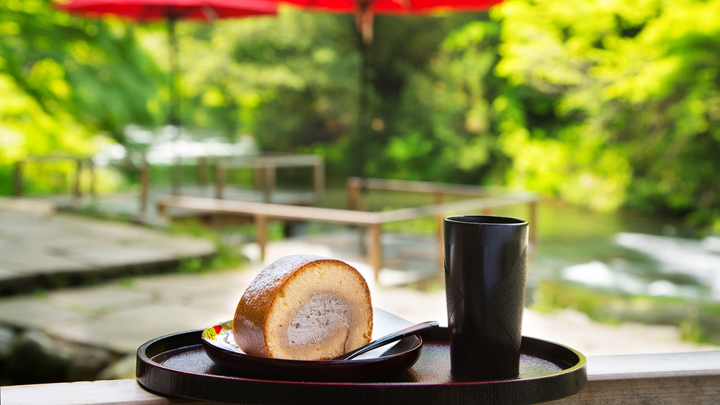 【楽天トラベルサマーSALE】【納涼づくし夏グルメで夏酒＆川床涼み】贅沢に鮑・剣先イカを肴に夏酒堪能