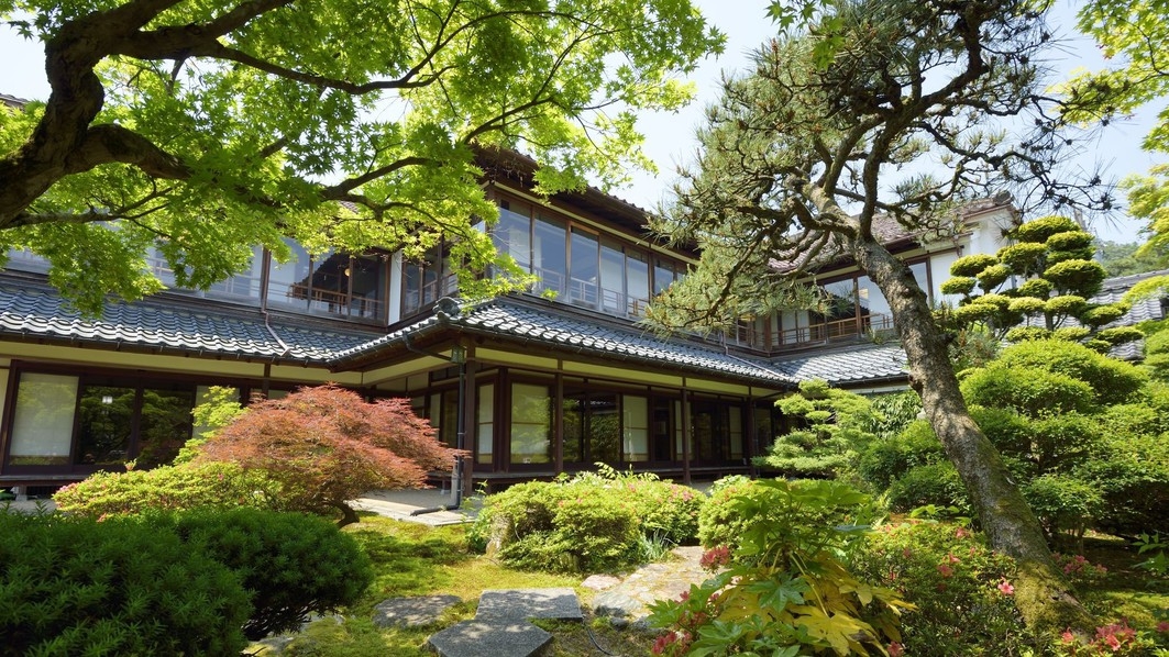 【歴史と体験】芭蕉と魯山人が愛した山中温泉〜工芸体験と漆器と九谷焼が織りなす加賀料理