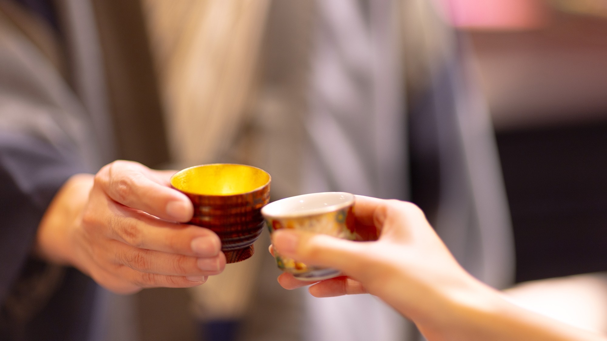 【ハレの日贅沢温泉旅】金婚式・銀婚式・古希祝いをお迎えの方へ　お祝い料理＆館内利用券付き