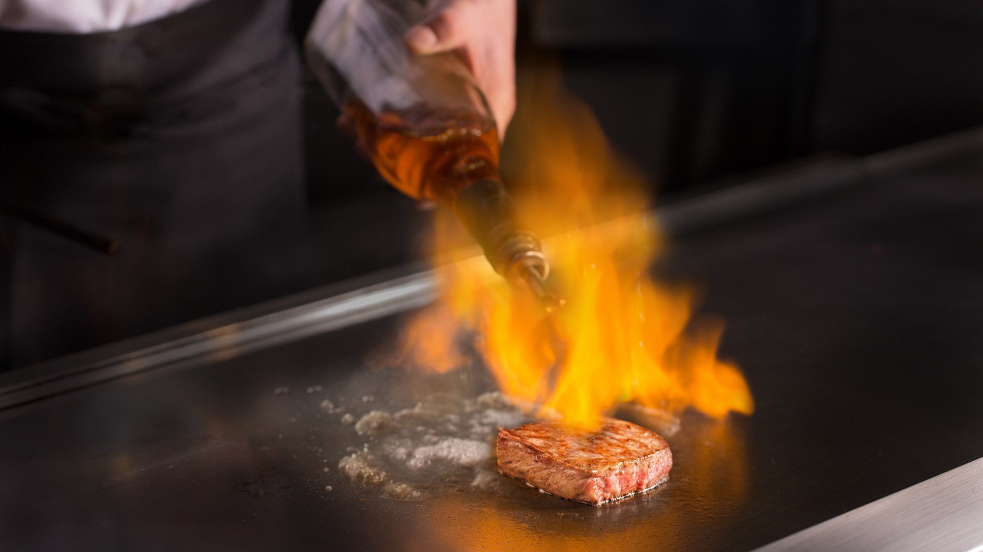 【お箸で楽しむ鉄板焼】パフォーマンスもご馳走「加賀能登 鉄板会席」秋冬（食事処 青竹）