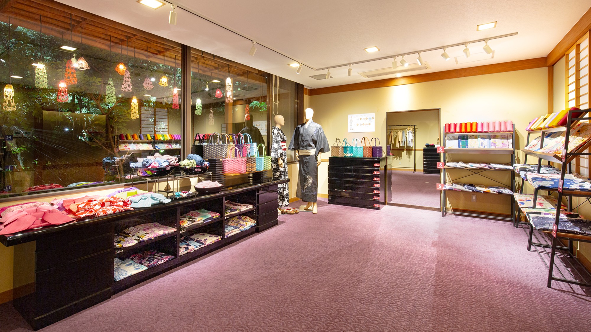 色浴衣コーナー