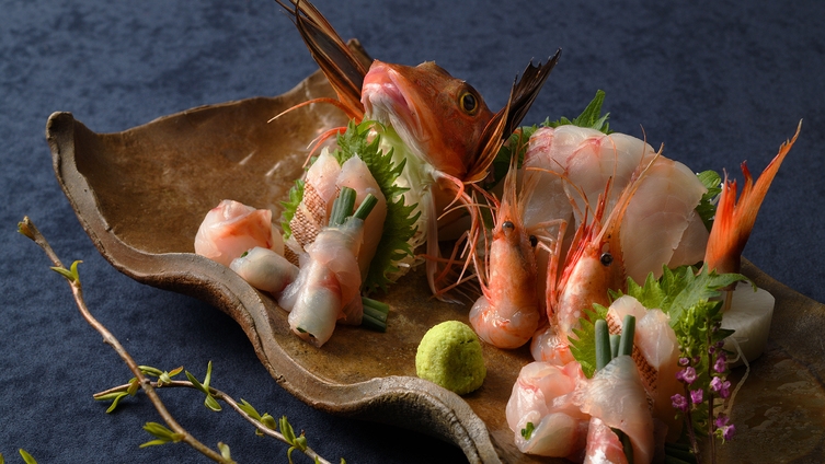『食の都 庄内』の“高級食材”と料理長の“技”に酔いしれる♪【プレミアム懐石-極Kiwami-】