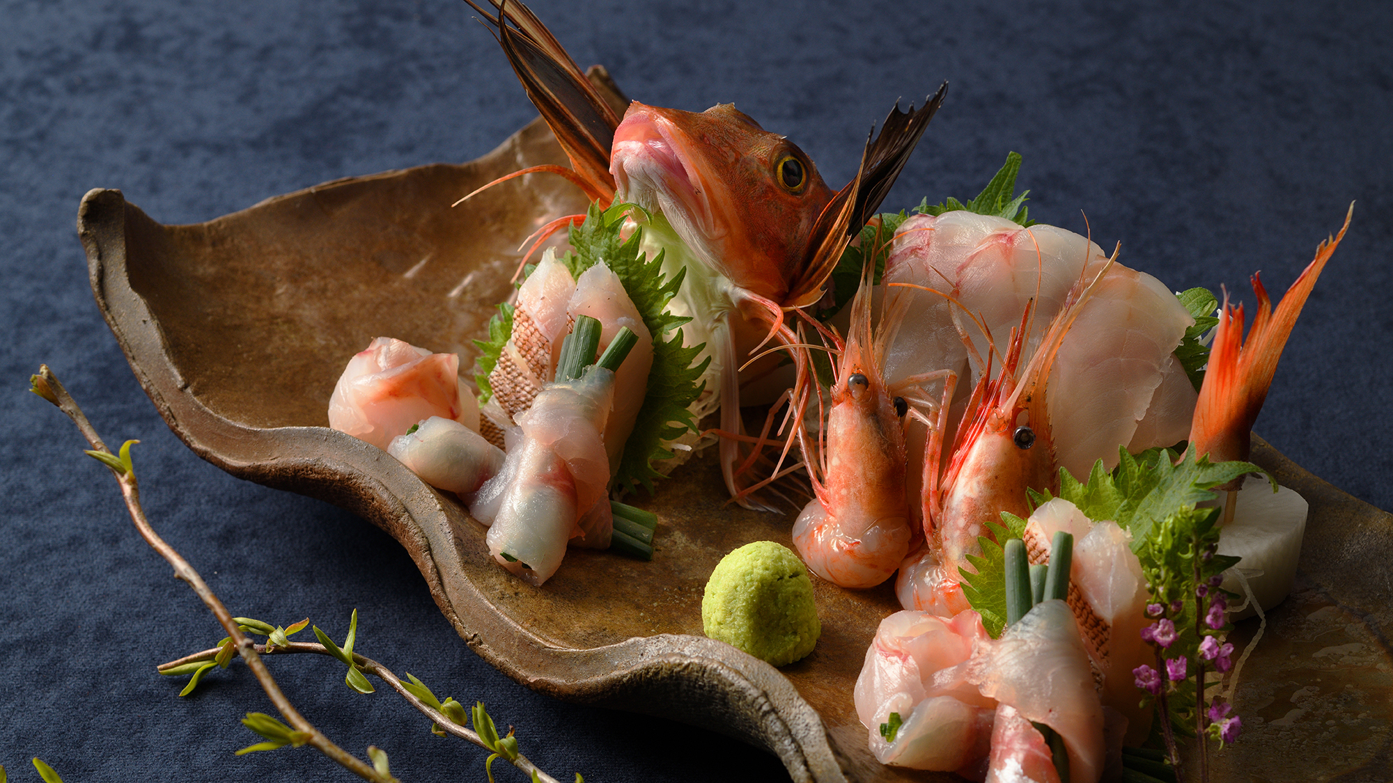 【プレミアム懐石-極Kiwami-】料理長が厳選した新鮮な旬の魚介
