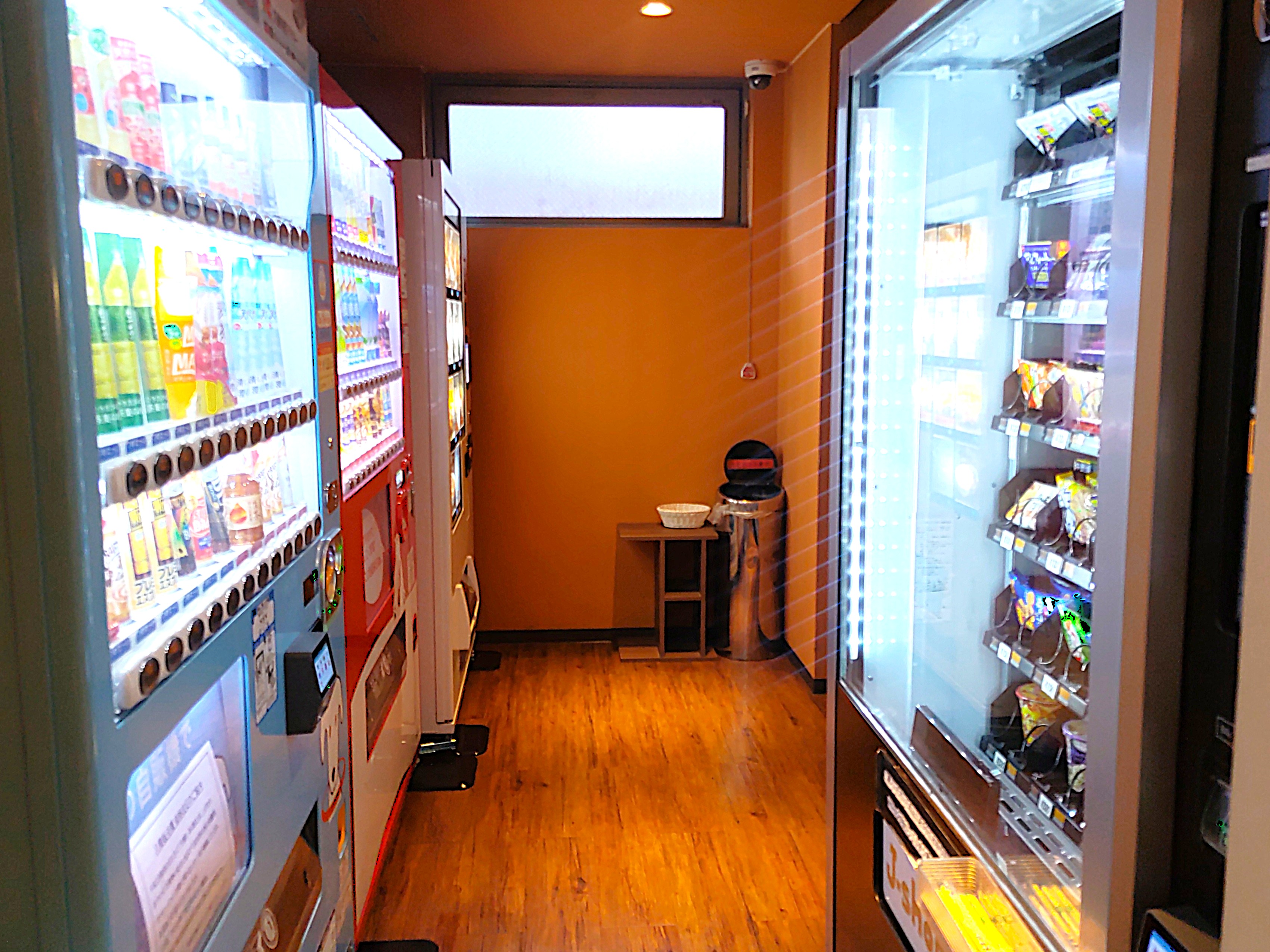 自動販売機コーナー