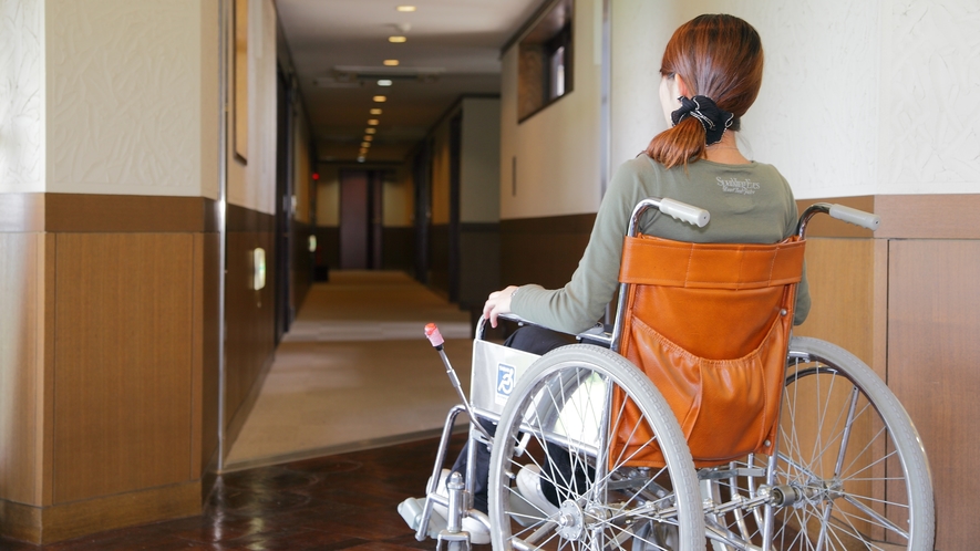 *館内/バリアフリー仕様で車椅子での移動もしやすいよう工夫しております。
