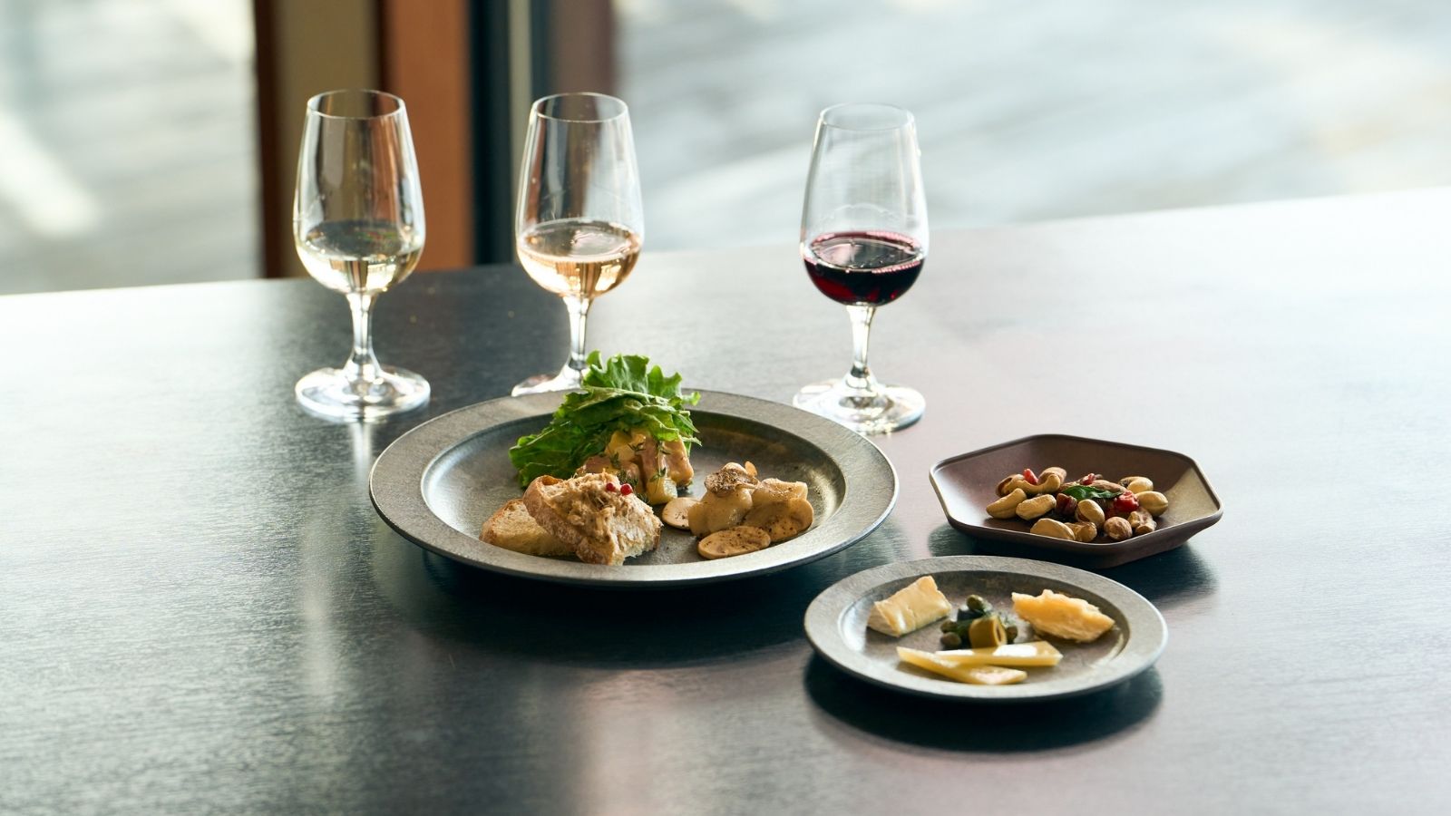 十勝グラスワイン　おつまみ各種