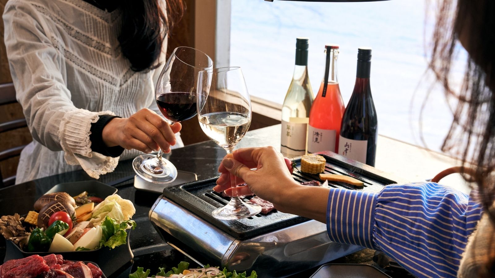 ガゼボでのお食事風景