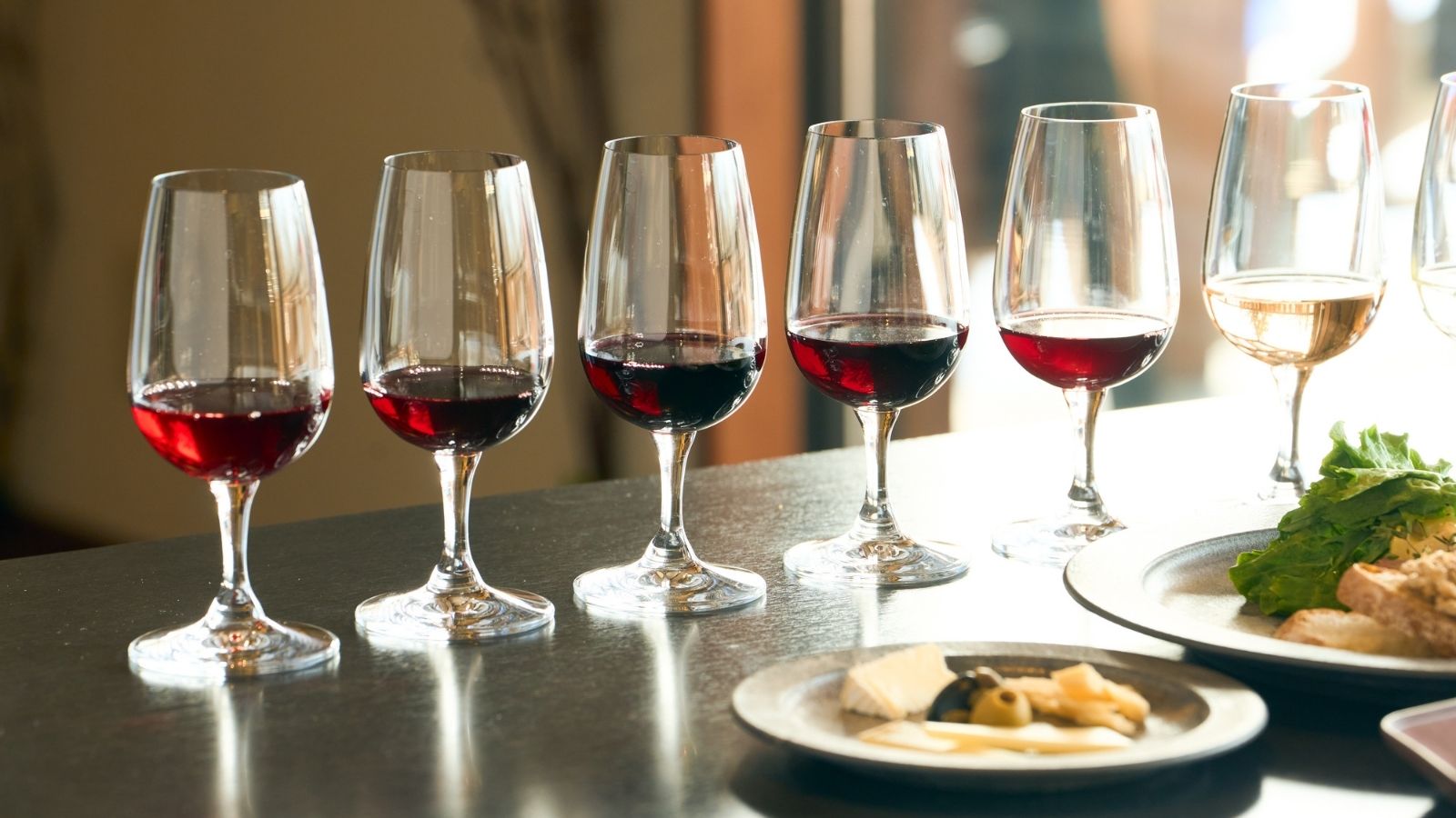 十勝グラスワイン　おつまみ各種