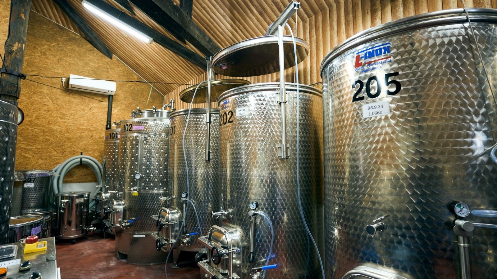 十勝まきばの家 ワイナリー