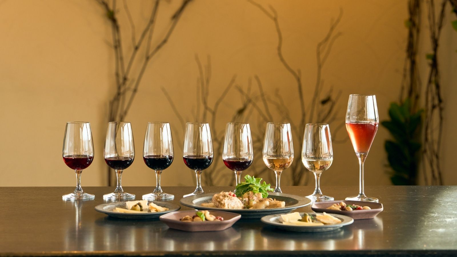 十勝グラスワイン　おつまみ各種