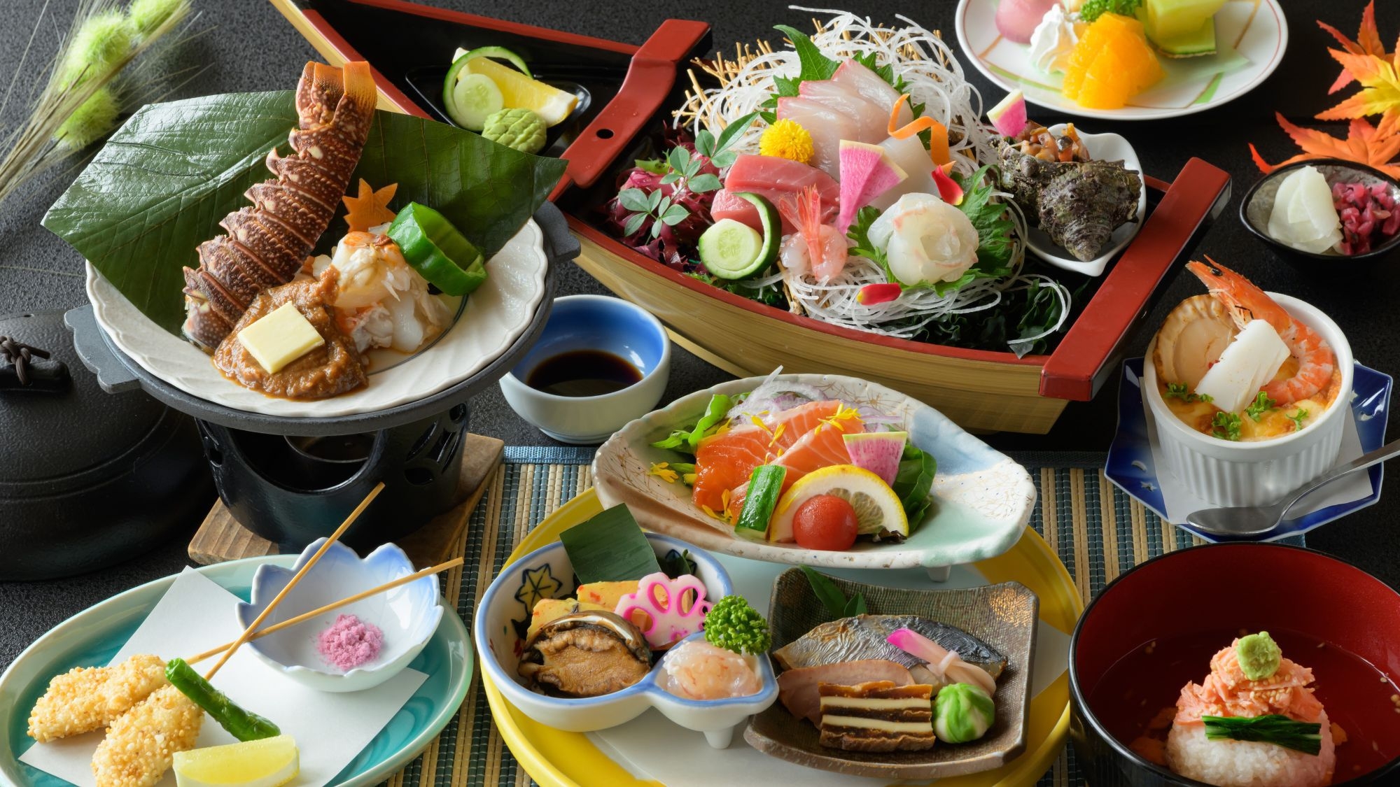 【毎年大好評の秋グルメ〇秋色会席】贅沢！伊勢海老ほう葉味噌焼きに鮮魚盛り合せ他〇東尋坊までお車30分