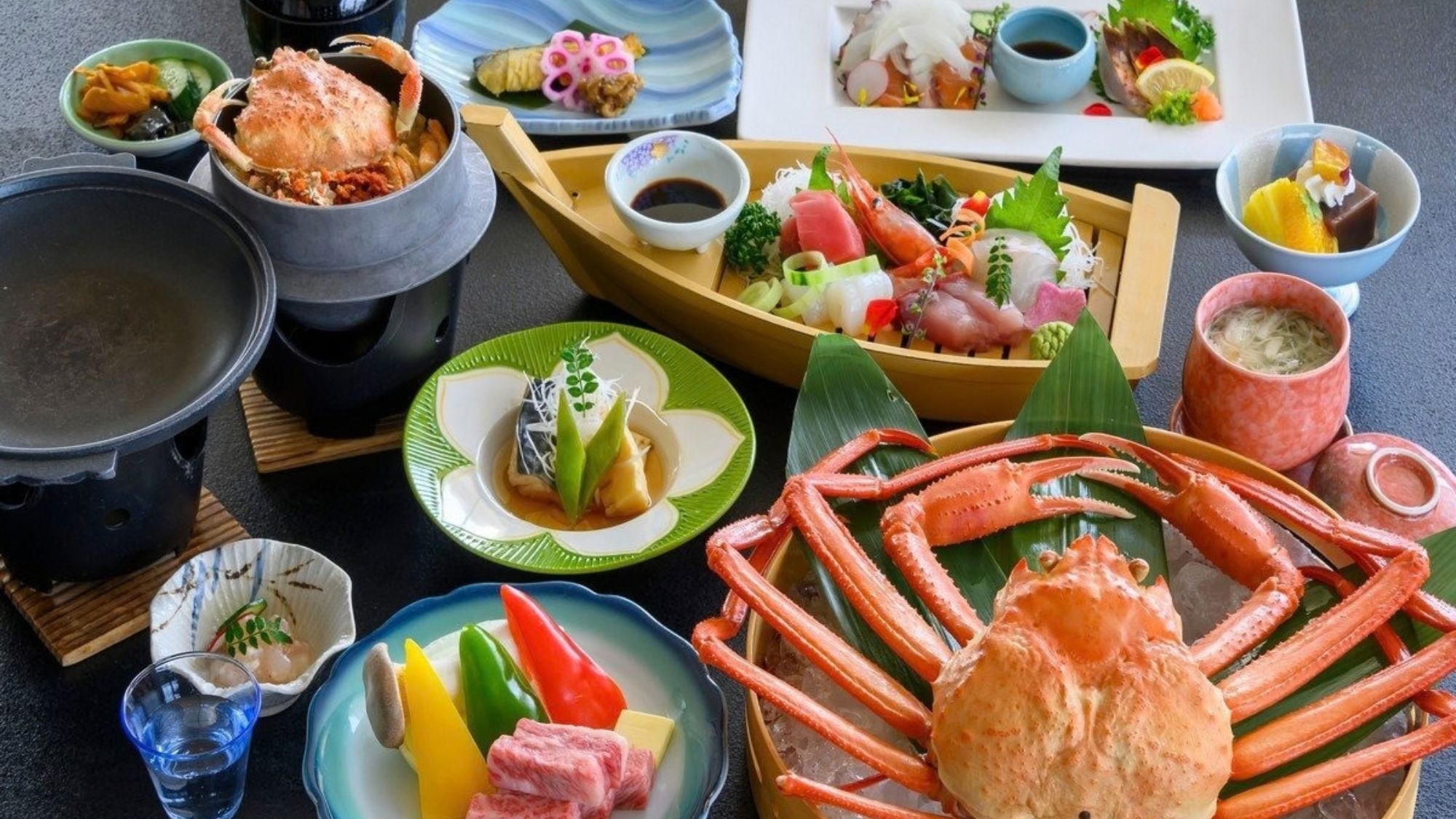 【年明け限定＜紅ずわい蟹付◆極み＞】紅ずわい蟹丸ごと１杯・せいこ蟹釜飯に「牛ロースステーキ」をプラス