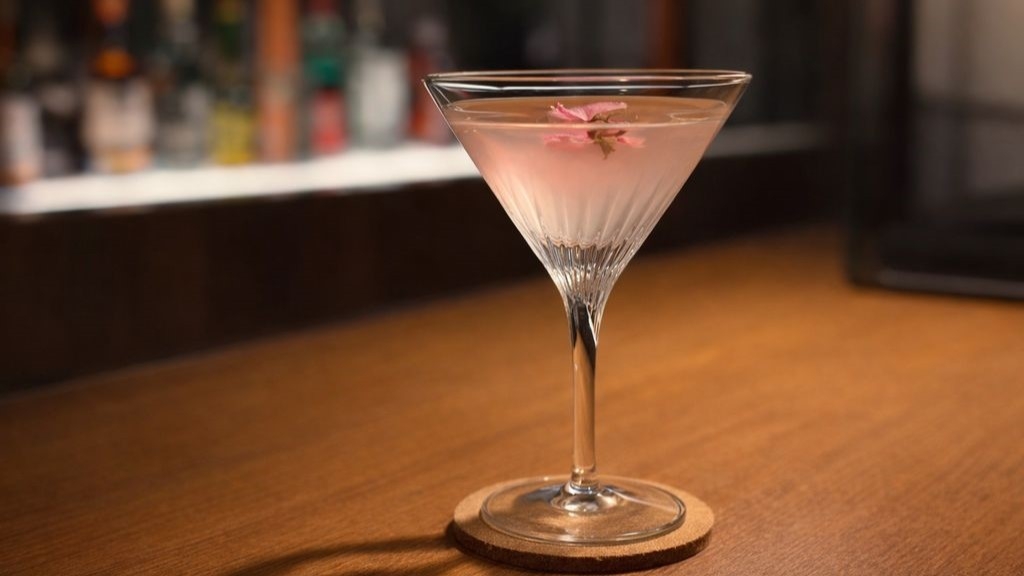 【春限定】桜香るカクテル1杯付／バーラウンジで愉しむ大人時間＜★基本会席＞