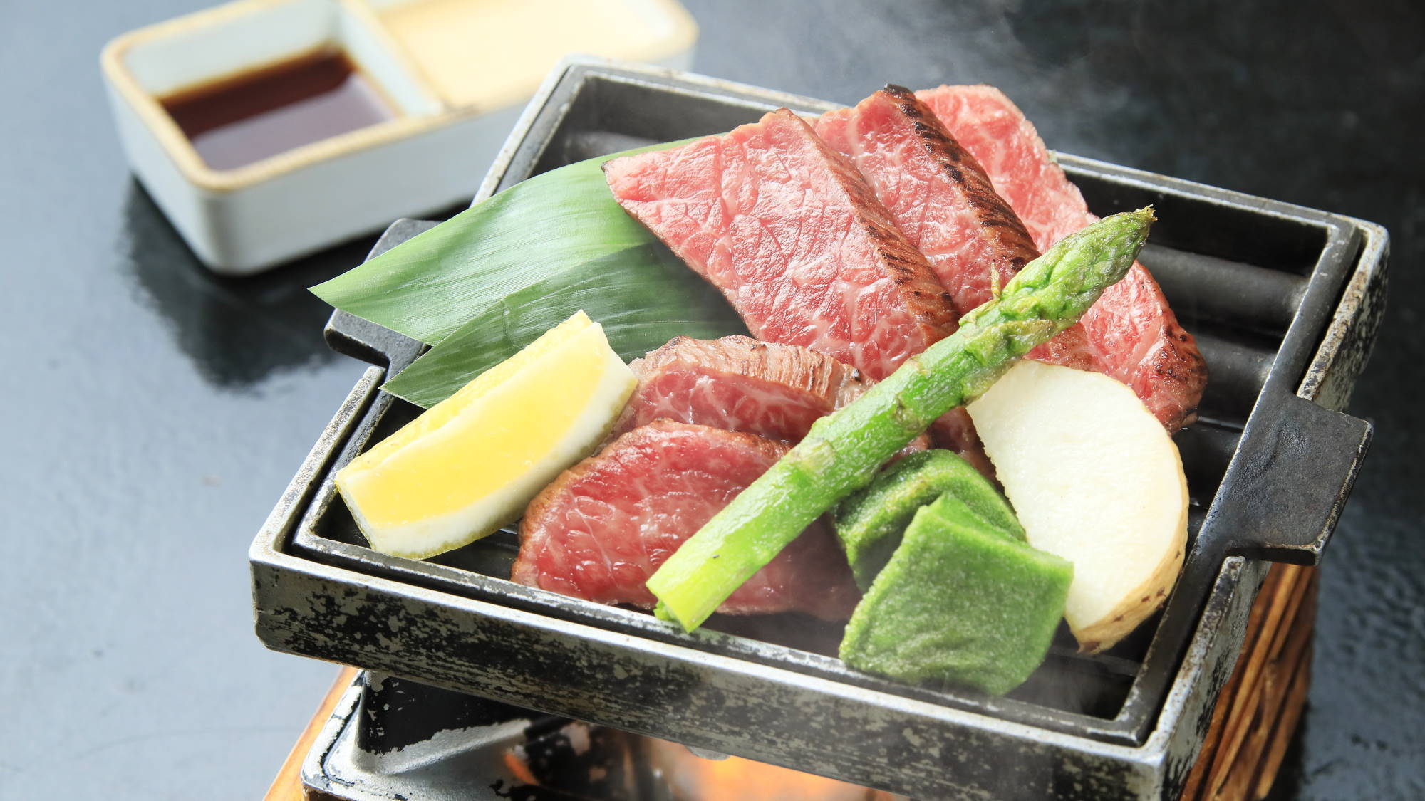 【夕食／牛蟹会席】鳥取和牛の鉄板焼き　※一例