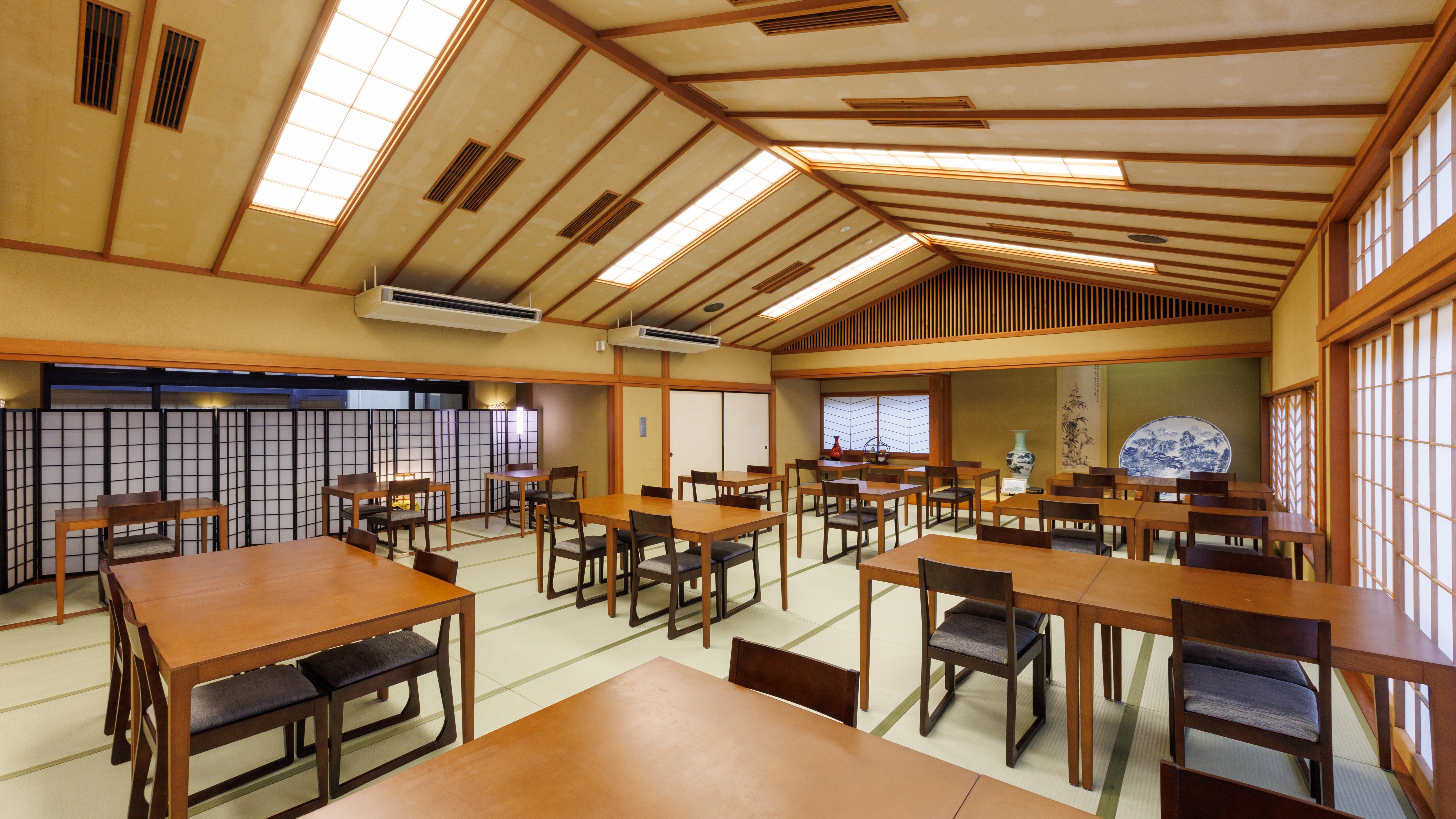 【レストラン】夕朝食会場