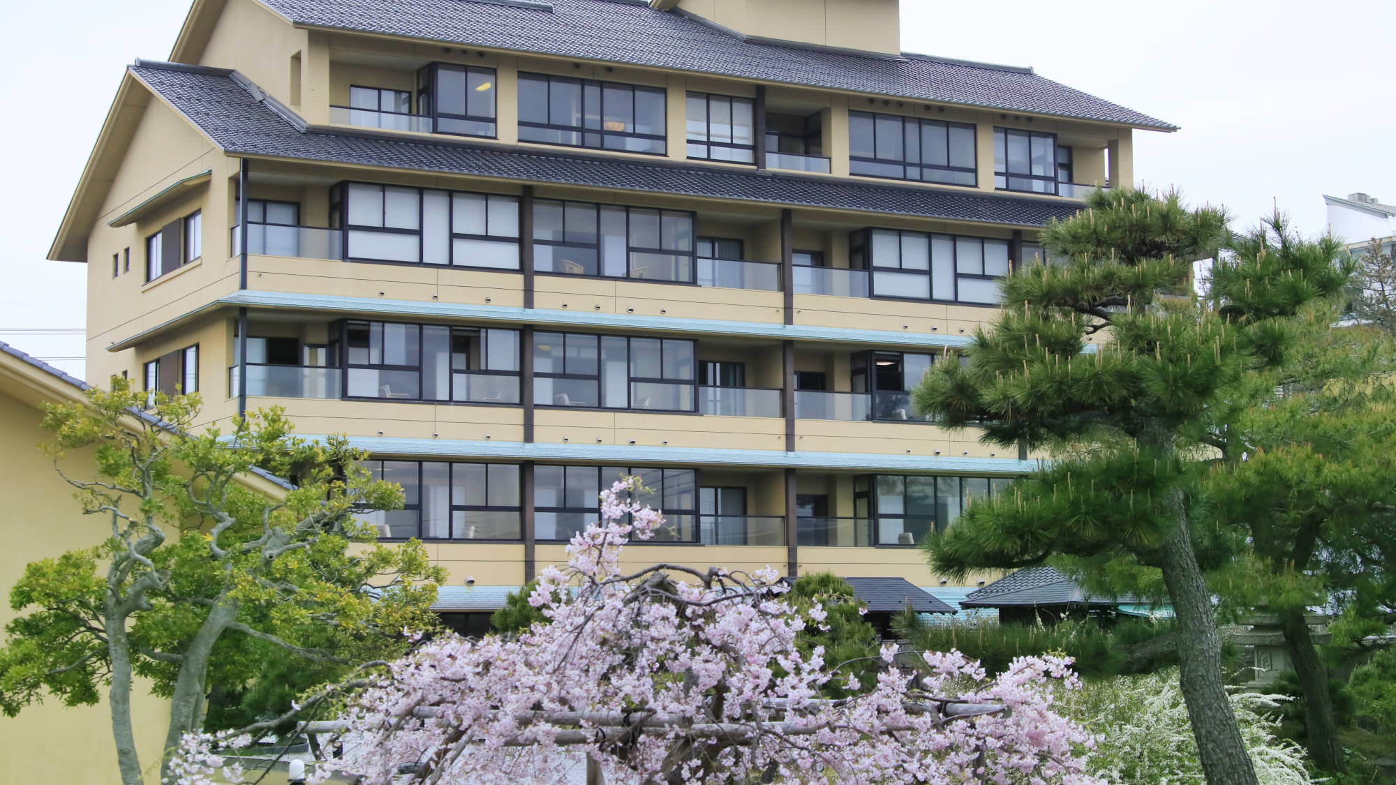 【外観】四季折々の風景