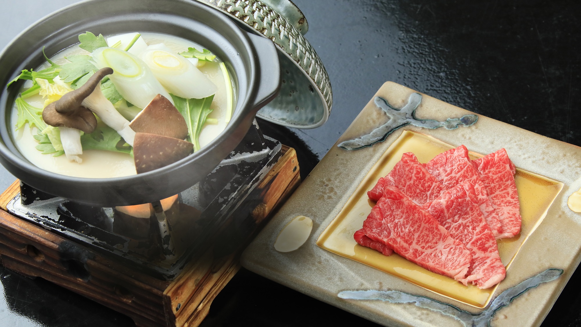【夕食】“白バラ牛乳”仕立ての優しい味わいを満喫　※一例