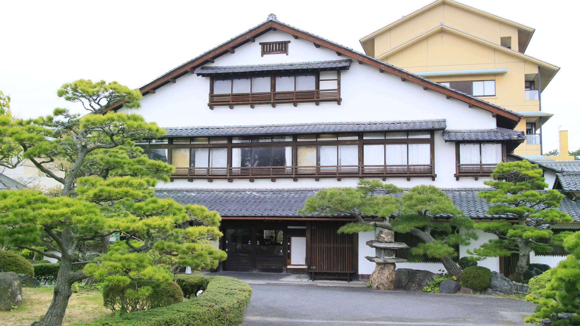 【外観】玄関建物