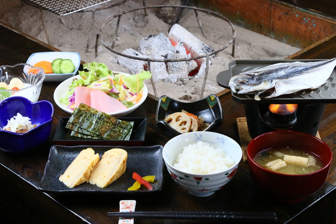 【1泊2食◆平日限定】『日替り定食プラン』夕食は日替り定食／朝食は和朝食