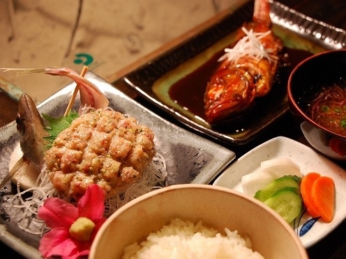 【1泊2食◆平日限定】『日替り定食プラン』夕食は日替り定食／朝食は和朝食