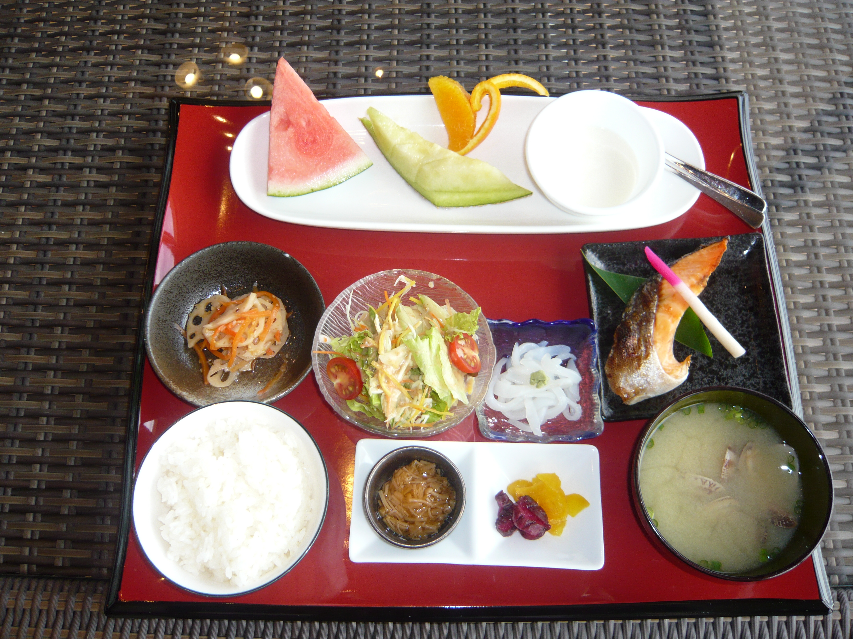 朝食　琉球御膳